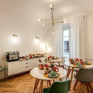  Alojamento de Acomodação e Pequeno-almoço Trastevere 2.0