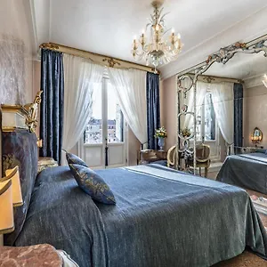 Ca' Degli Specchi Grand Canal Apartment Venice
